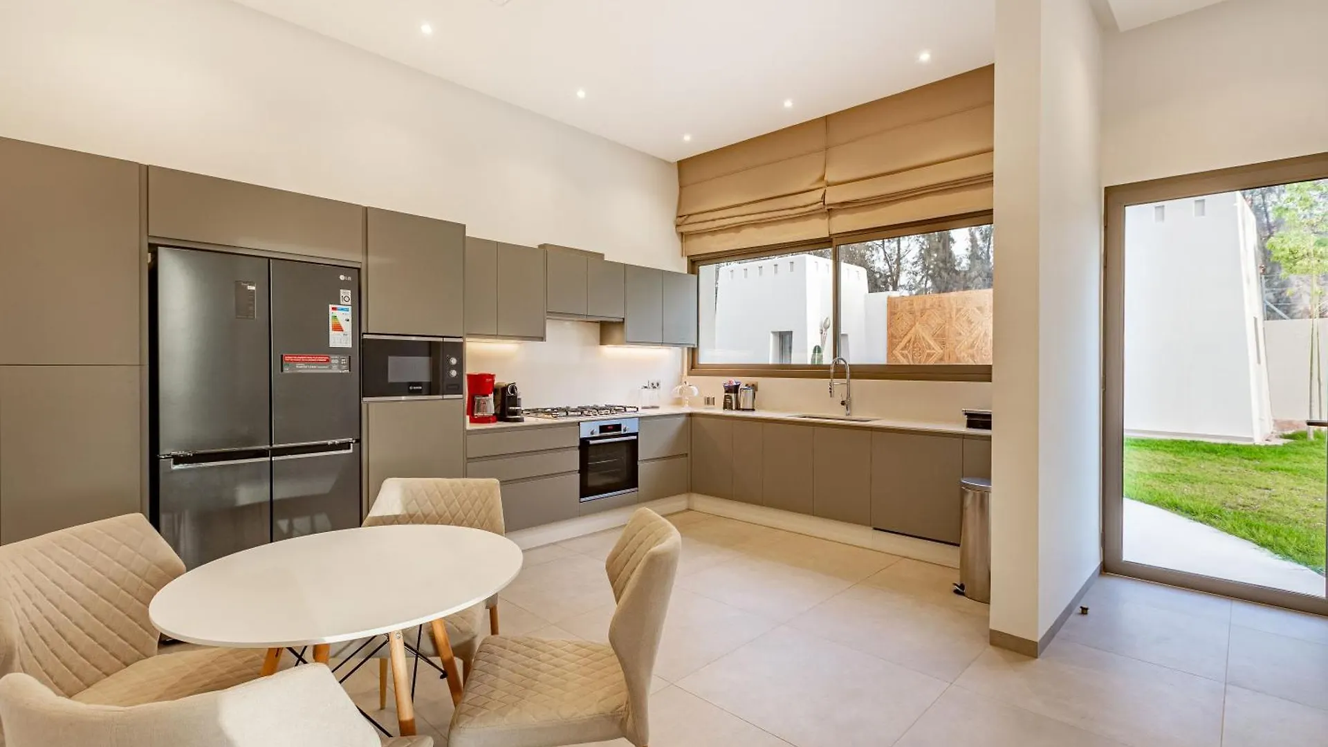 Villa Tropicana, Elegeance, Exotisme,Piscine,Jacuzzi مراكش